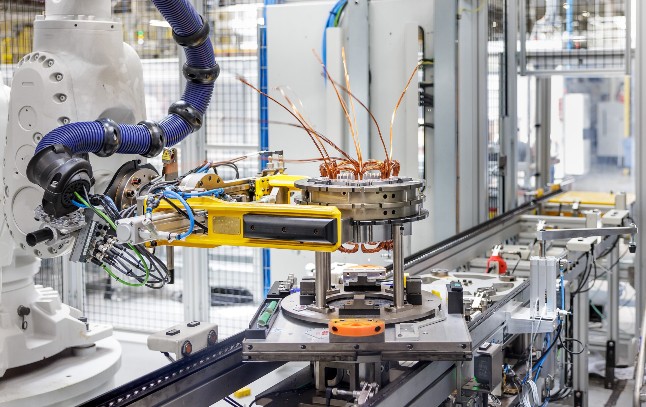 L'usine de Cleon pourrait être bientôt concernée, comme celle du Mans, par la production de drones militaires. © MARTIN-GAMBIER, Olivier / Renault