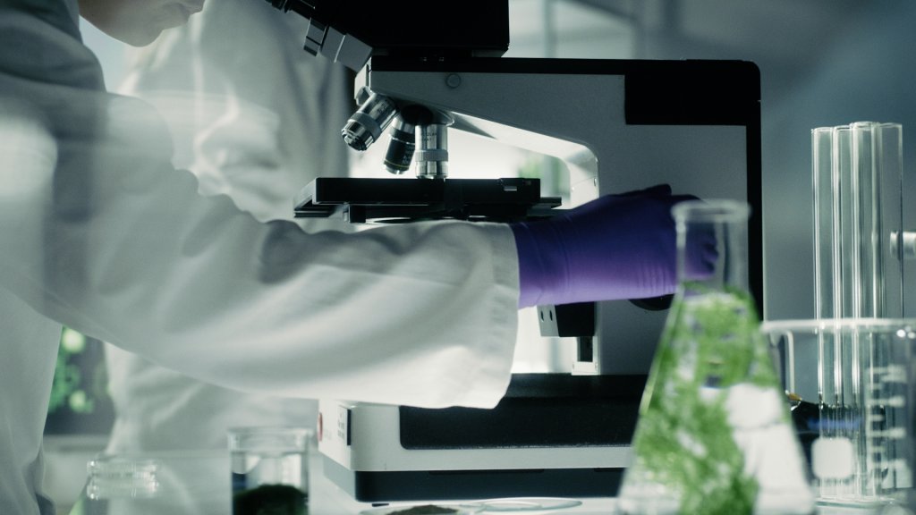 L'Oréal mise notamment sur les green sciences pour réduire ses émissions de CO2. @L'Oréal